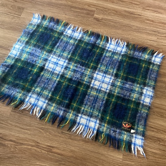 Creagaran Scotland Mohair Wool Throw Blanket 47x33 plaid wrap shawl scarf - Picture 4 of 6